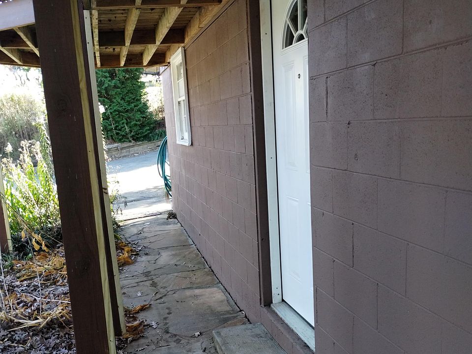 walkway from parking to door