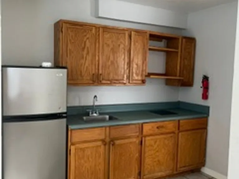 204 Fort St — Photo 15