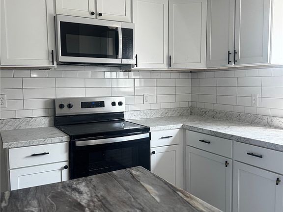 3rd image of 5200 Hargrove Rd E