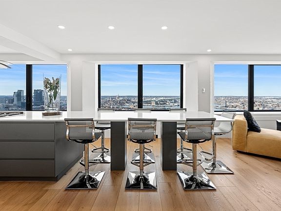 4th image of 85 E India Row