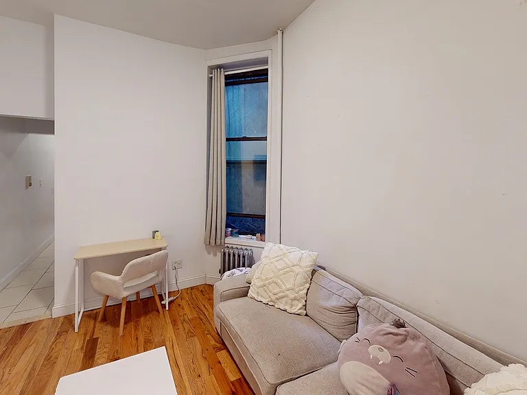 221 E 83rd St #1E — Photo 10