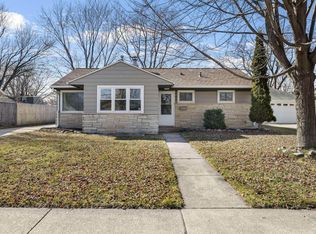 857 Betty Ave, Neenah, WI 54956