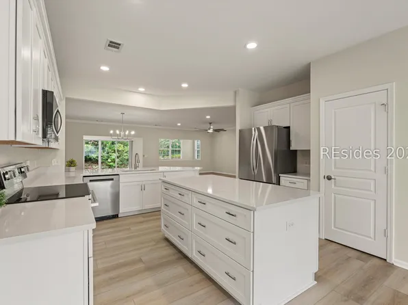 7 Clairborne Ct, Bluffton, SC 29909