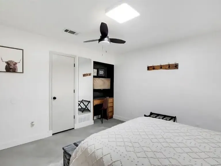 4209 Capilla St — Photo 5