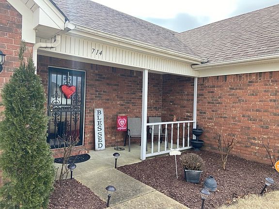 2nd image of 714 Pleasant Woods Dr