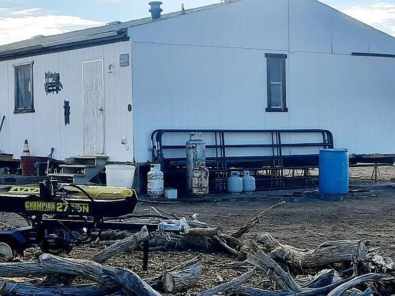 3rd image of W Old Limestone Ln