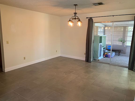 5th image of 1280 Bakersfield Ave