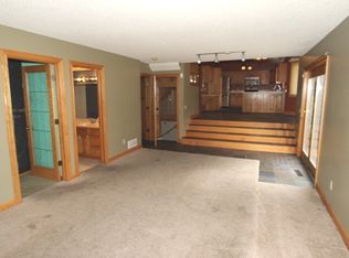 9105 Barrington Ter N, Brooklyn Park, MN 55443