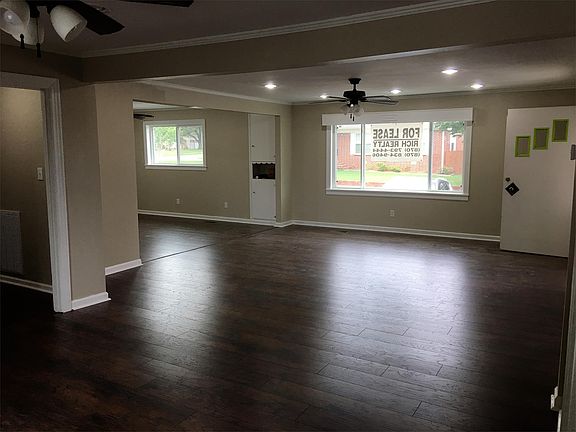 5th image of 916 Sidney St