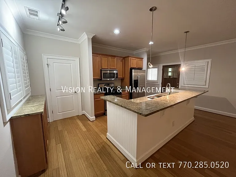 977 Cummings St SE — Photo 14