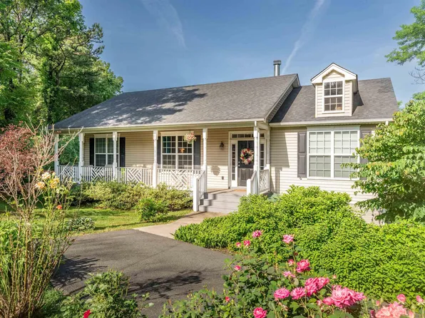 299 N Ridge Way, Stanardsville, VA 22968