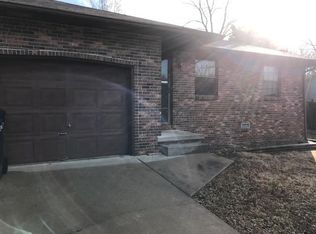 1612 Kingsbury Rd, Neosho, MO 64850