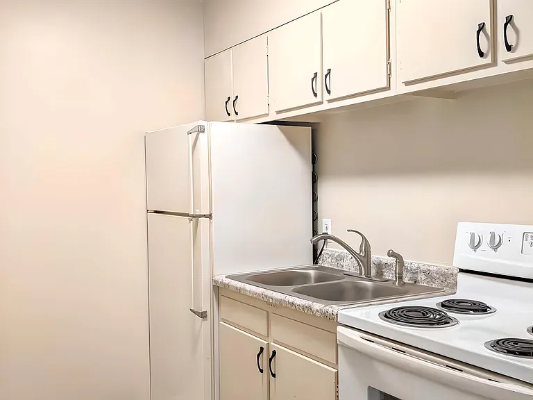 1540 Mississippi St #104 — Photo 3