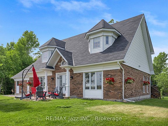 2nd image of 1674 Hooton Dr