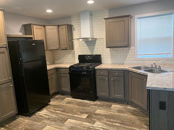3rd image of 47 Bluebird Hill Dr #366