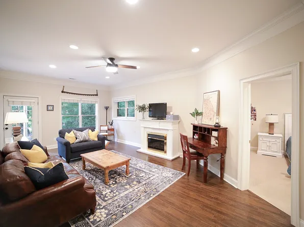 (undisclosed Address), Athens, GA 30606
