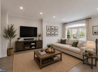 4577 Derring Ln, Fairfax, VA 22030