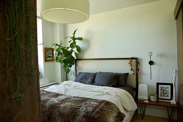 Sold by Cargon Realty | media 23