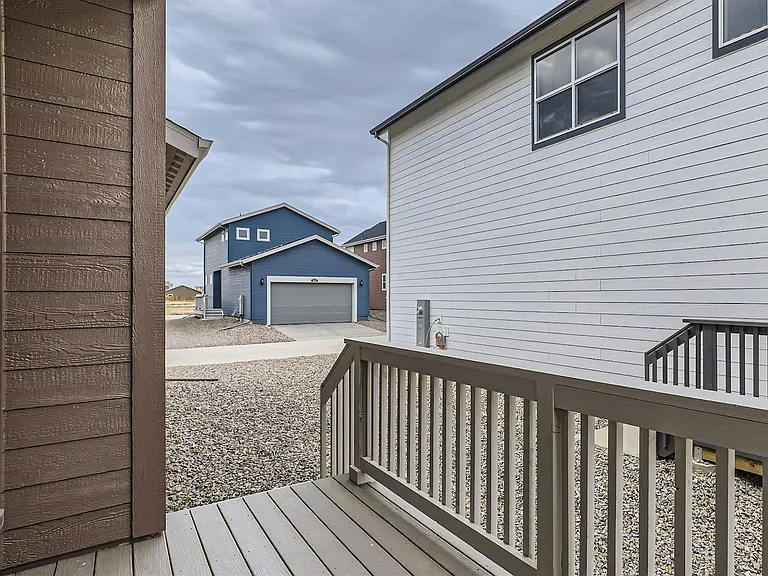 560 Cottonwood Ave — Photo 25