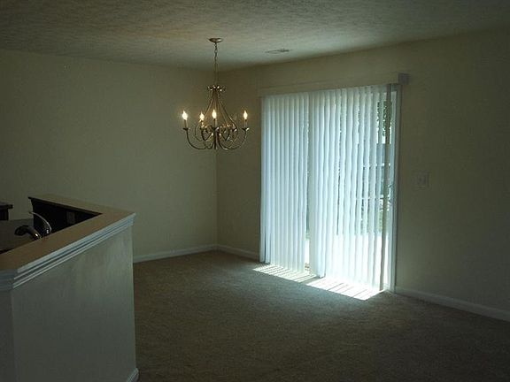 3rd image of 355 Hennepin Dr