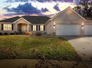 3218 Bear Tracks Dr, Wentzville, MO 63385