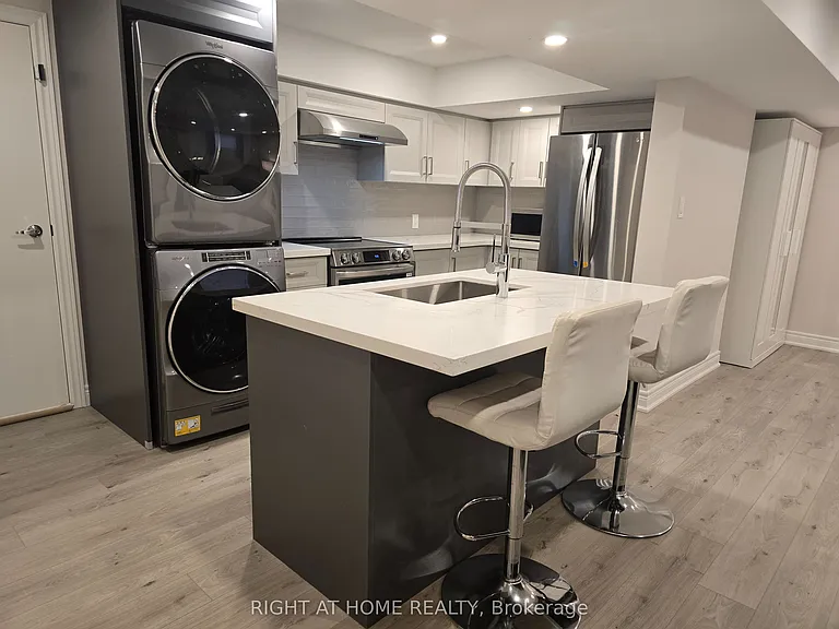 17 Olsen Dr #B — Photo 4