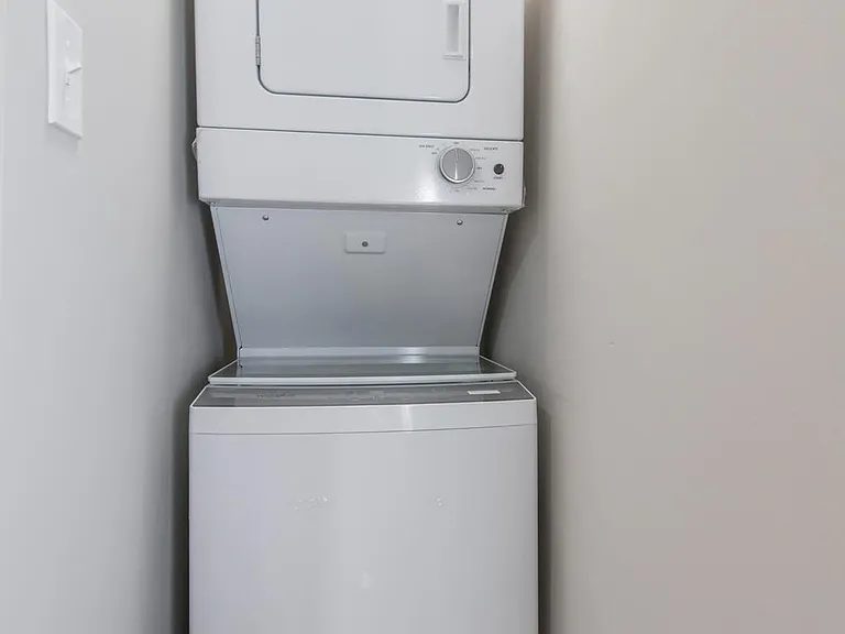 200 Maple St #1 — Photo 12