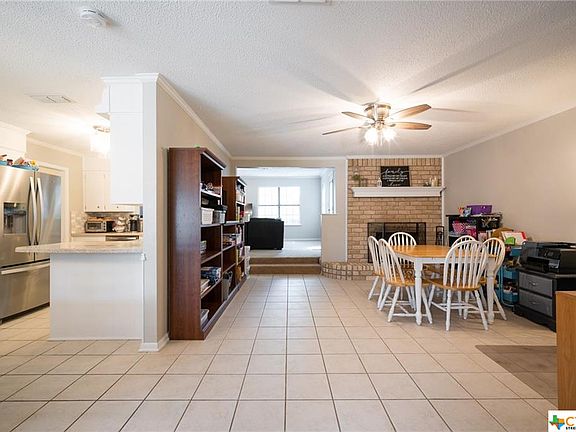 3rd image of 104 Oakwood St