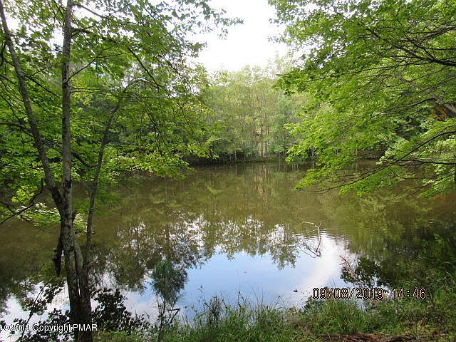 2nd image of 840 Seese Hill Rd