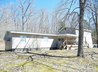 146 Plum Run Rd, Vinton, OH 45686