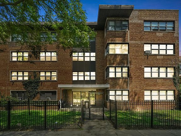 3rd image of 7801 S South Shore Dr #213