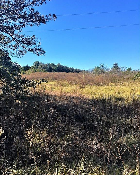 2nd image of 18244 Texas Highway 11 E