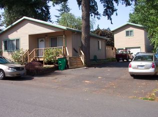 9435 SW 49th Ave #A, Portland, OR 97219