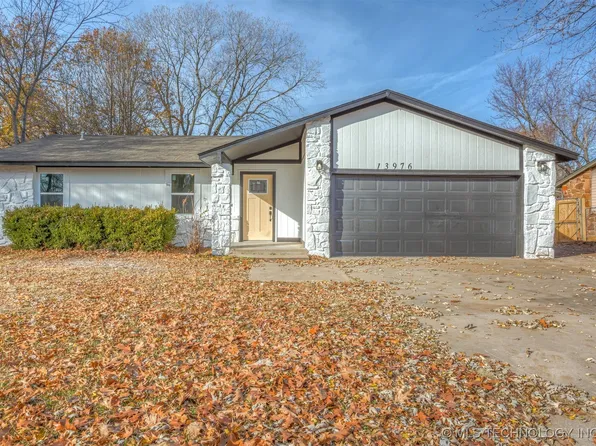 13976 S 284th East Ave, Coweta, OK 74429