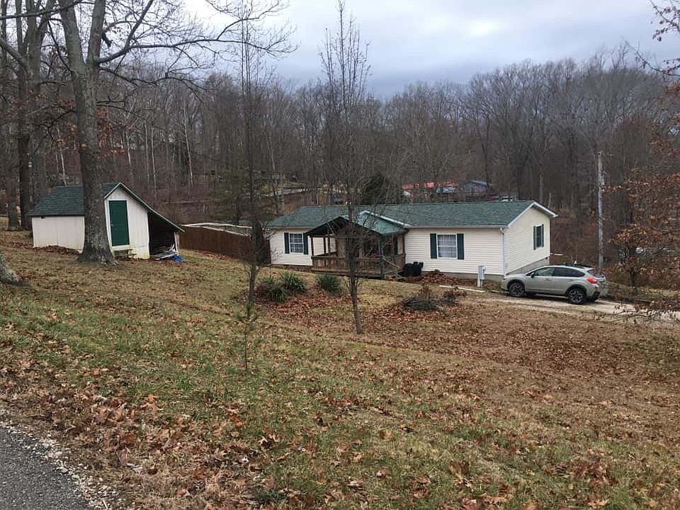 1st image of 1095 N Hackberry St