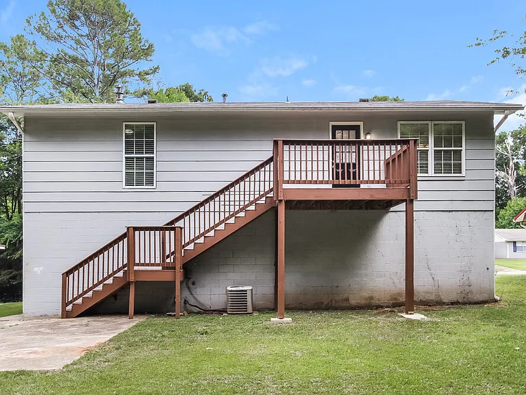 428 Willow Ln — Photo 17