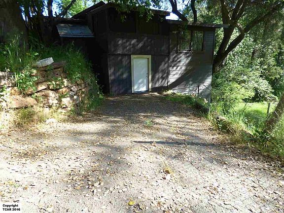 4th image of 20835 Columbia Way