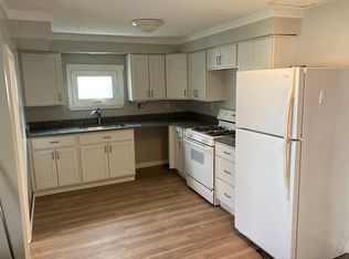 8079 Glen Park Rd, Kirtland, OH 44094