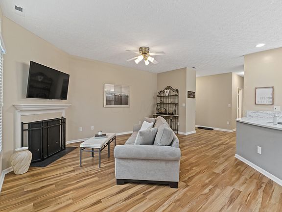 4th image of 3504 Fishinger Mill Dr