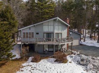 398 Fairbanks Turn, Hartford, VT 05047