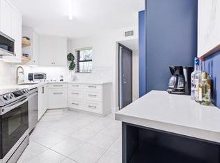 CAMINO REAL VILLAGE, BUILDING 5800, Boca Raton, FL 33433
