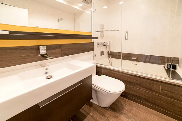 Rented by Level Group | media 13