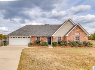 205 Curry Creek Cir, Calhoun, LA 71225
