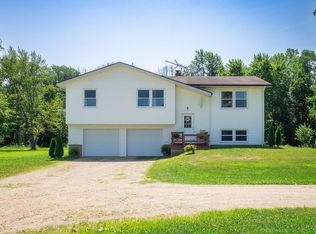 35159 40th Ave, Paw Paw, MI 49079