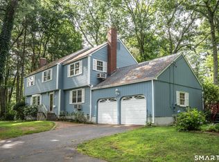 49 Farmstead Lane, Simsbury, CT 06092