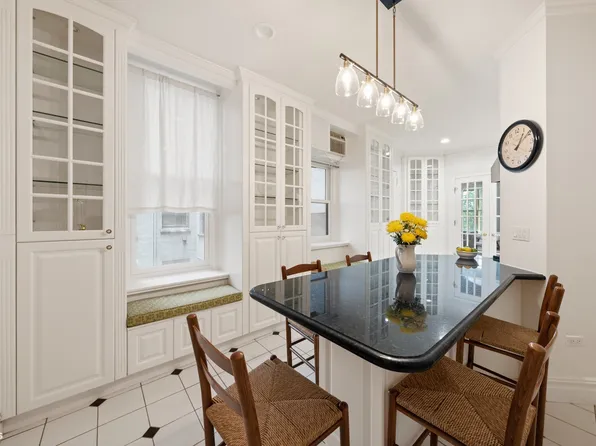 285 Central Park West image 13 of 16