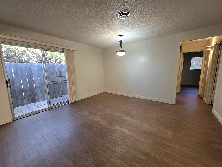 2426 Tejon St #2426 — Photo 4