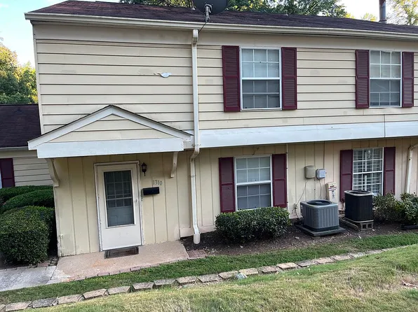 1310 Surrey Ln SW, Marietta, GA 30008
