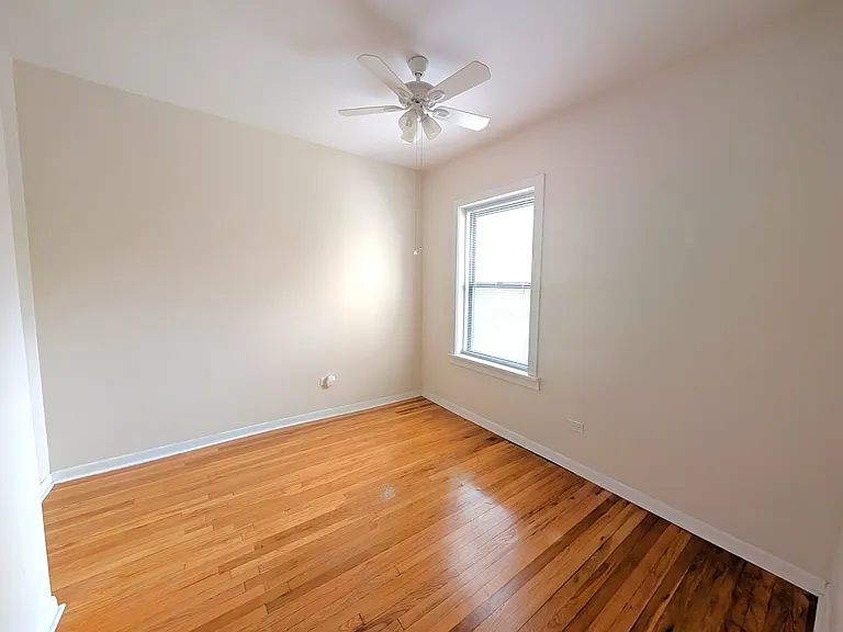 5616 N Winthrop Ave #2F — Photo 7
