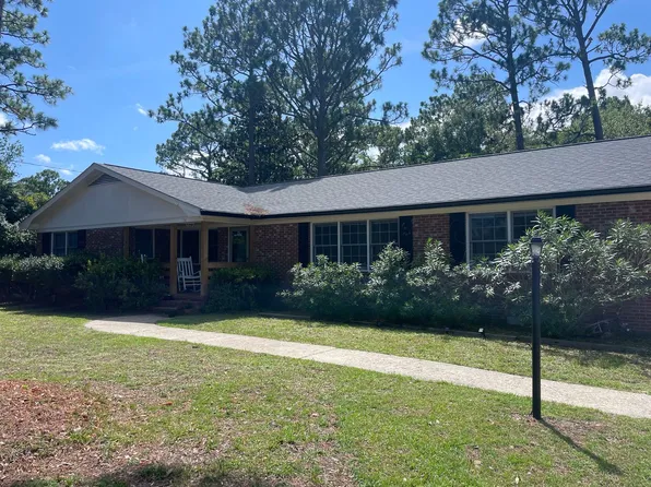 114 S Cardinal Dr, Wilmington, NC 28403